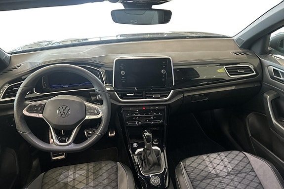 Volkswagen T-Roc 11 of 26