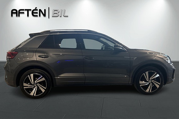 Volkswagen T-Roc 7 of 26