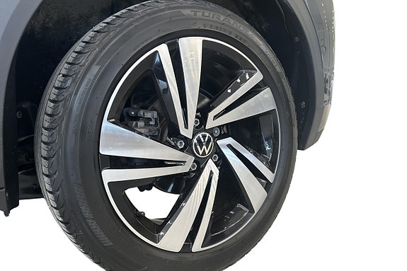 Volkswagen T-Roc 18 of 26