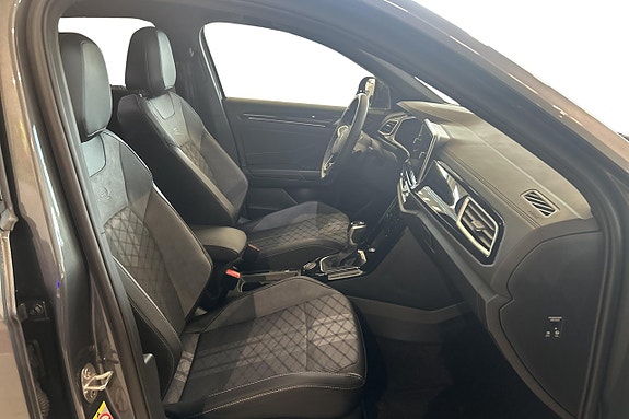 Volkswagen T-Roc 14 of 26