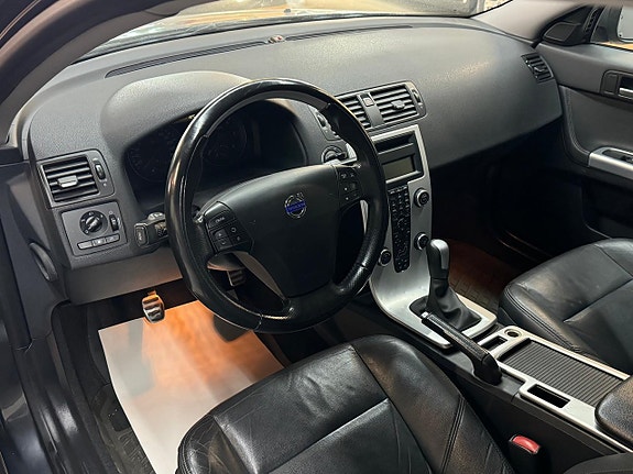 Volvo V50 7 of 15