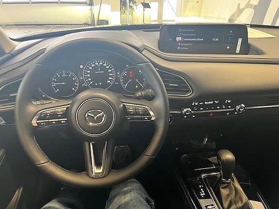 Mazda CX-30 6 of 9