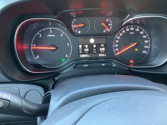 Opel Combo 8 of 13