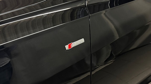 Audi A6 5 of 27
