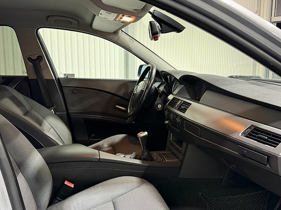BMW 520 12 of 14