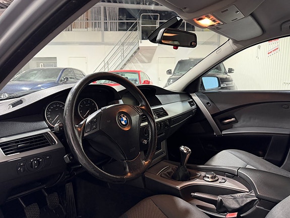 BMW 520 10 of 14
