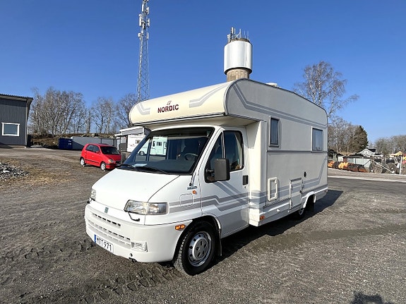 Fiat Ducato 2,8 TD. Nordic 600 Långbäddar. Fukttestad ua.