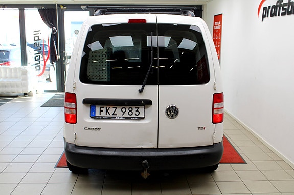 Volkswagen Caddy 13 of 22