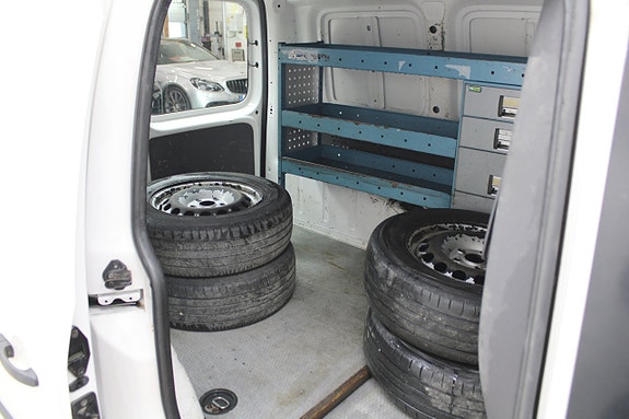 Volkswagen Caddy 19 of 22