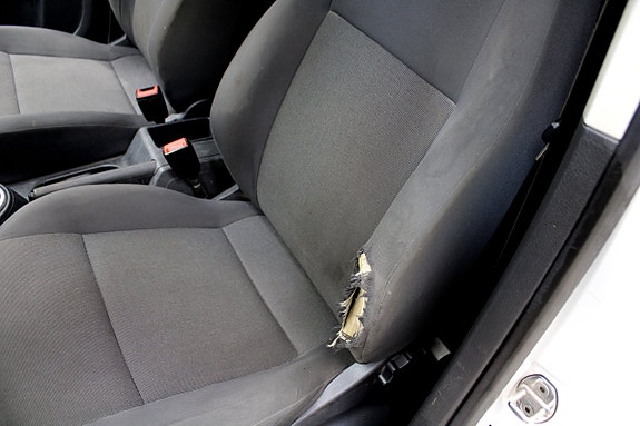 Volkswagen Caddy 16 of 22