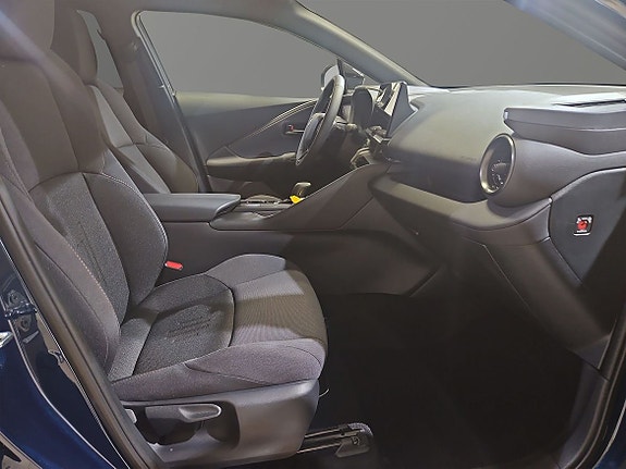 Toyota C-HR 7 of 11