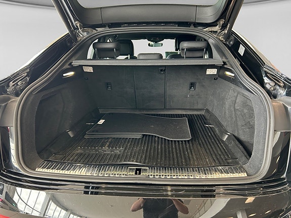 Audi Q8 4 of 17