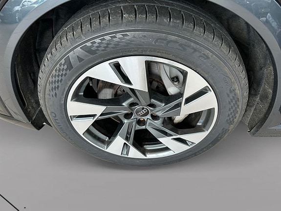 Audi Q8 14 of 17
