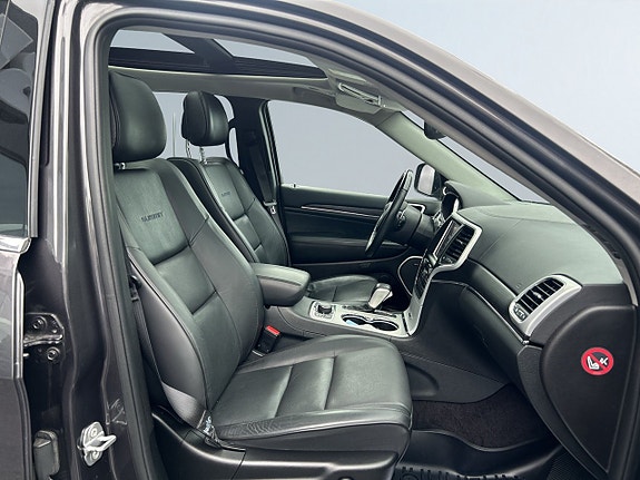 Jeep Grand Cherokee 10 of 22