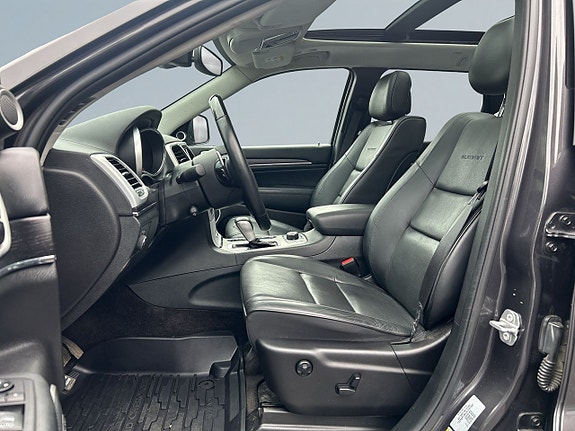 Jeep Grand Cherokee 13 of 22
