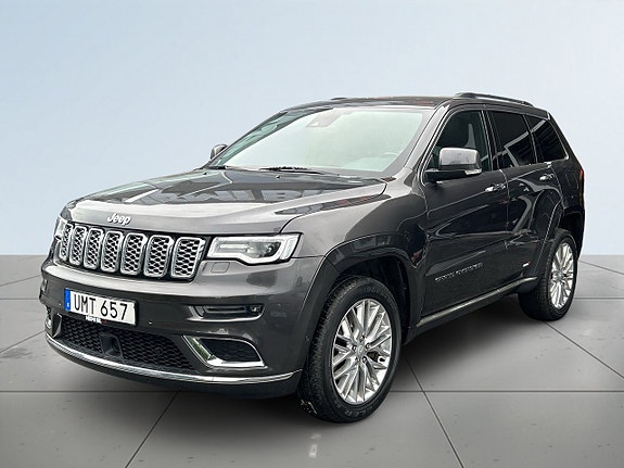 Jeep Grand Cherokee 16 of 22