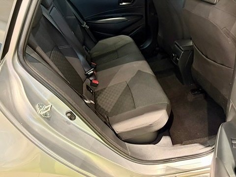Suzuki Swace 7 of 11