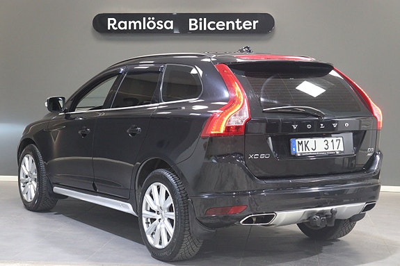 Volvo XC60 11 of 23