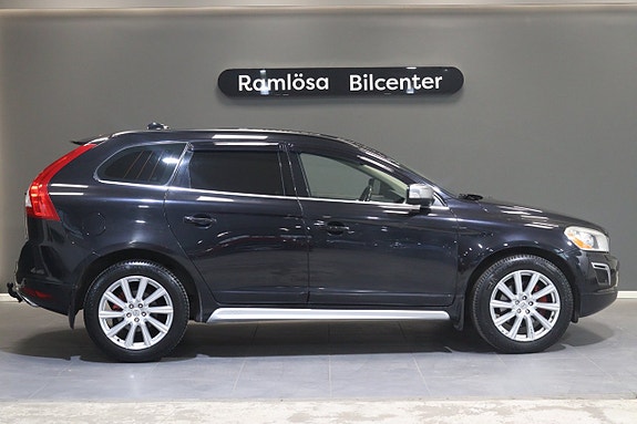 Volvo XC60 3 of 23