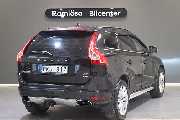 Volvo XC60 8 of 23