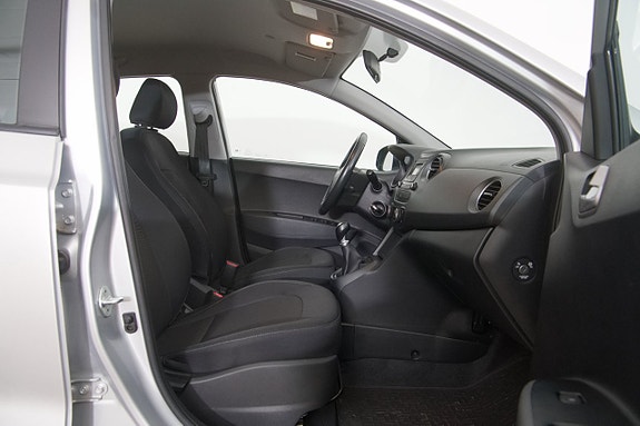 Hyundai i10 18 of 22