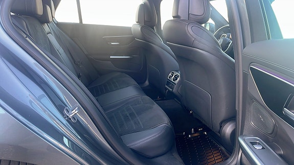 Mercedes-Benz C200 5 of 19