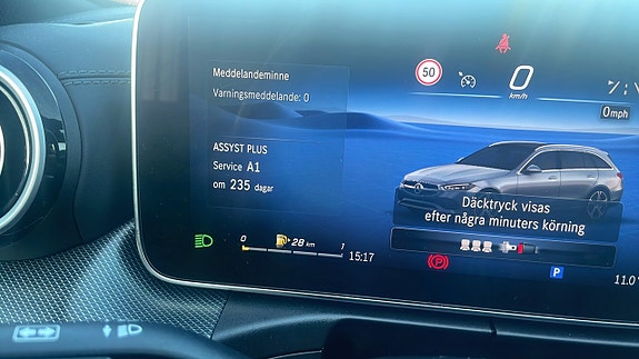 Mercedes-Benz C200 17 of 19