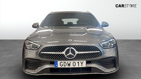Mercedes-Benz C200 8 of 19