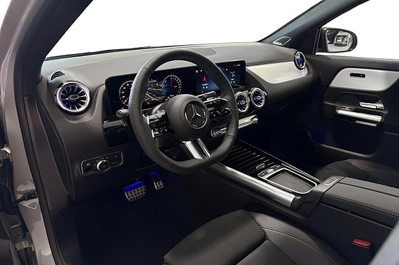 Mercedes-Benz GLA250 e 6 of 11