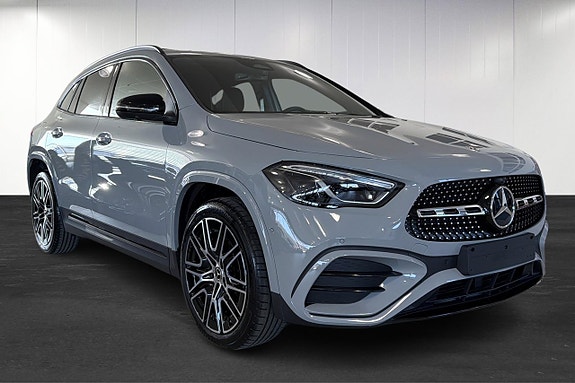 Mercedes-Benz GLA250 e 2 of 11