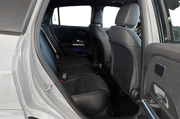 Mercedes-Benz GLA250 e 9 of 11