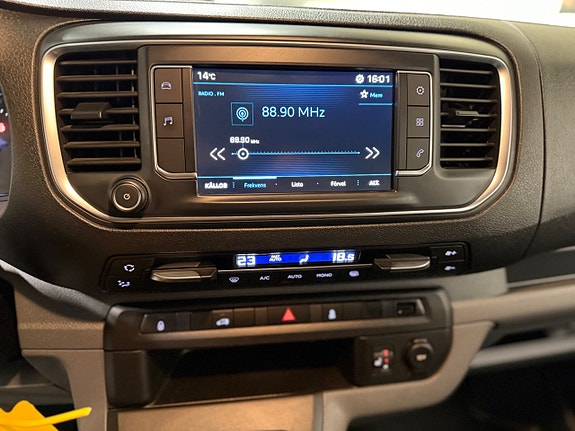 Peugeot Expert 15 of 19
