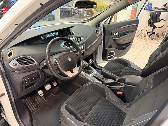 Renault Scenic XMod 9 of 21