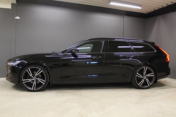 Volvo V90 3 of 5