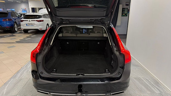 Volvo V90 5 of 18