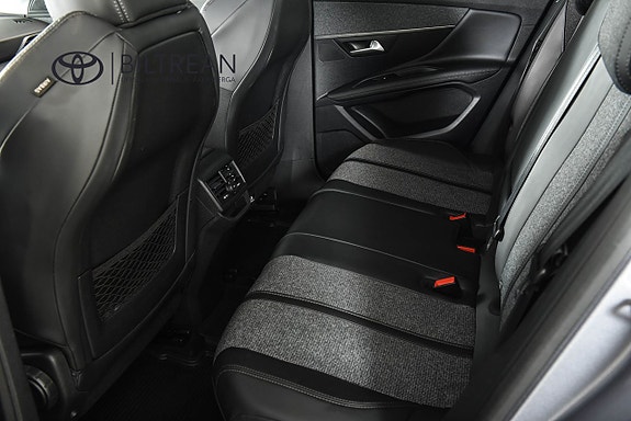 Peugeot 3008 7 of 18