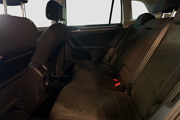 Volkswagen Tiguan 8 of 22