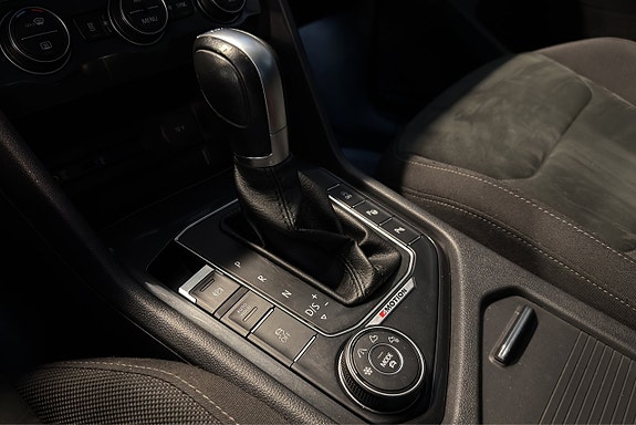 Volkswagen Tiguan 13 of 22