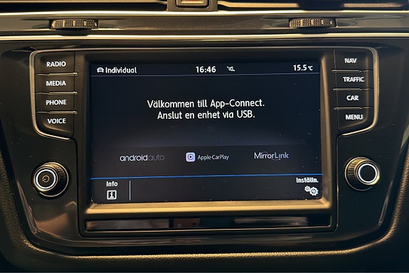 Volkswagen Tiguan 19 of 22