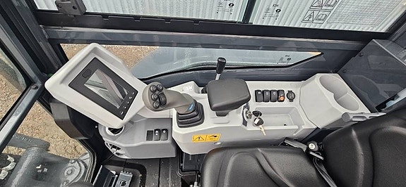 Hyundai HX 25 AZ 6 of 7