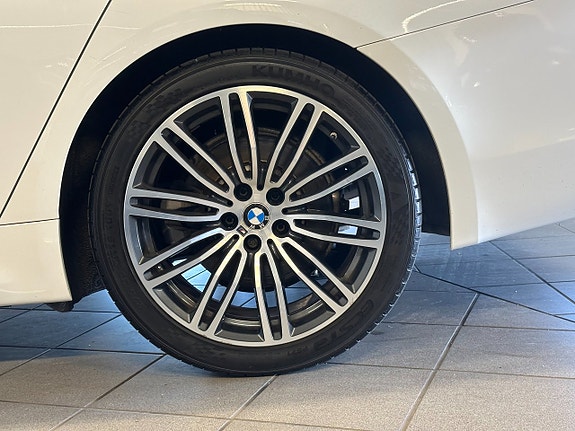 BMW 520d 17 of 17