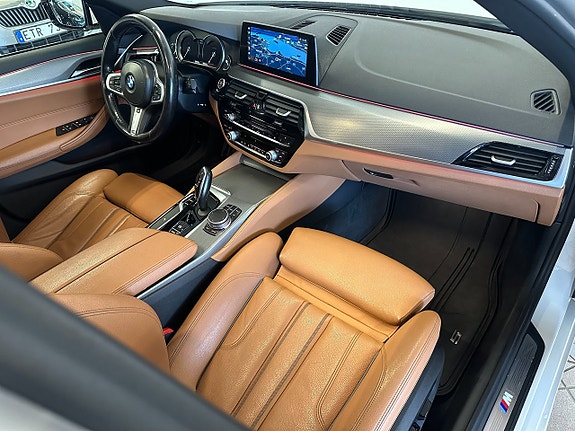 BMW 520d 14 of 17