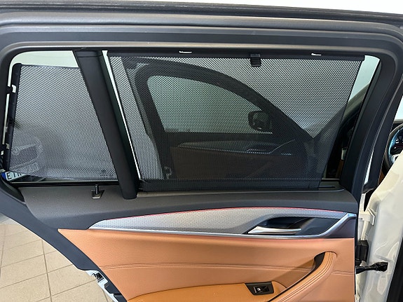 BMW 520d 16 of 17