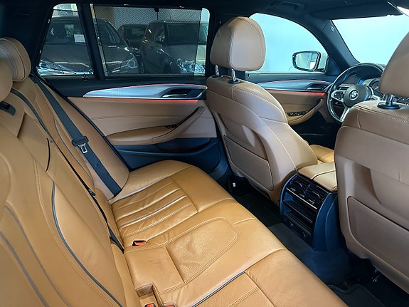 BMW 520d 15 of 17