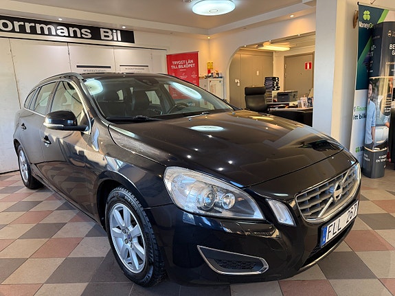Volvo V60 5 of 27