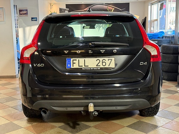 Volvo V60 7 of 27