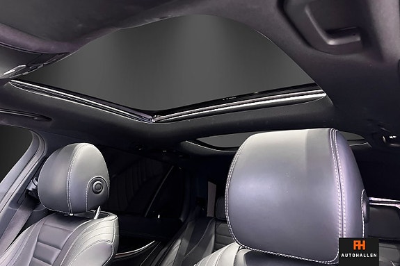 Mercedes-Benz E220 13 of 25