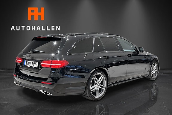 Mercedes-Benz E220 8 of 25