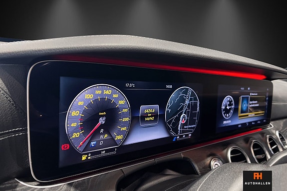 Mercedes-Benz E220 14 of 25