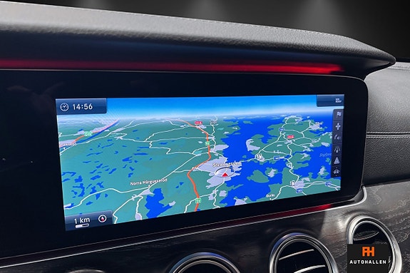 Mercedes-Benz E220 16 of 25